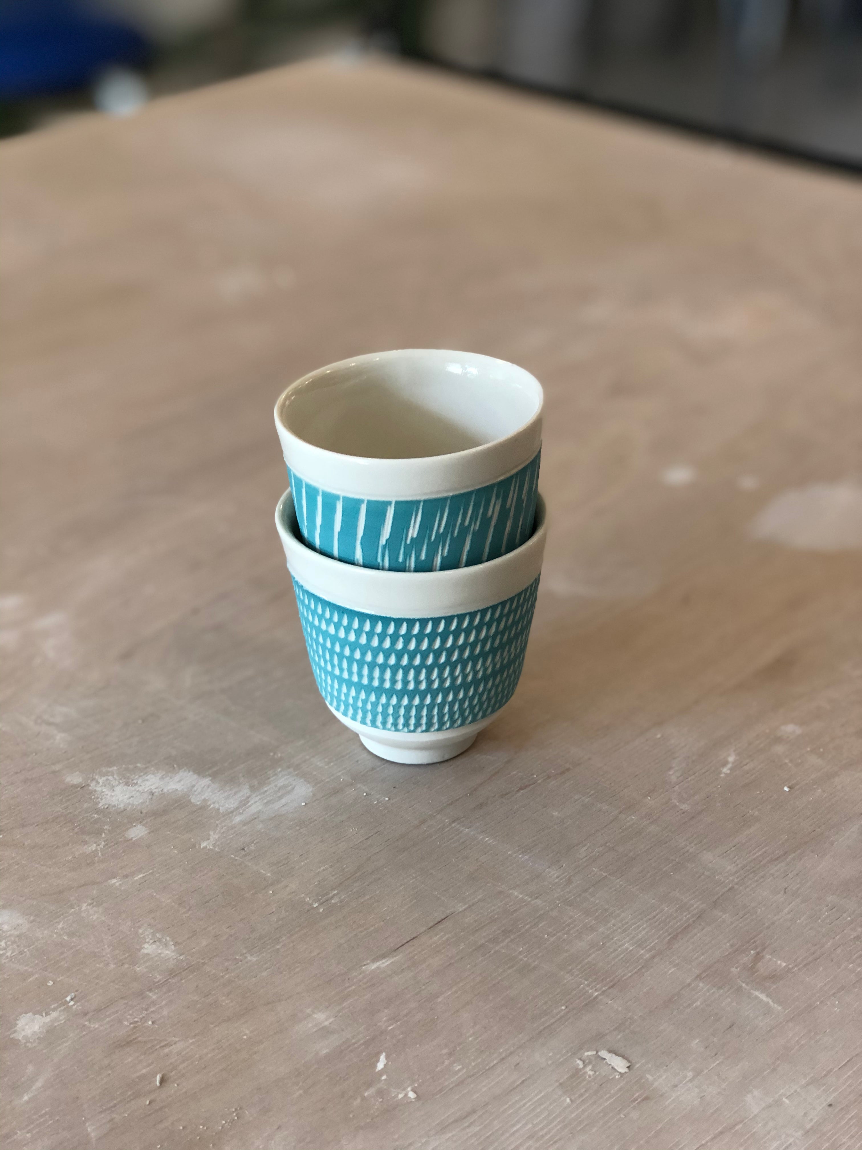 Porcelain cup with chattering decoration /  Lime